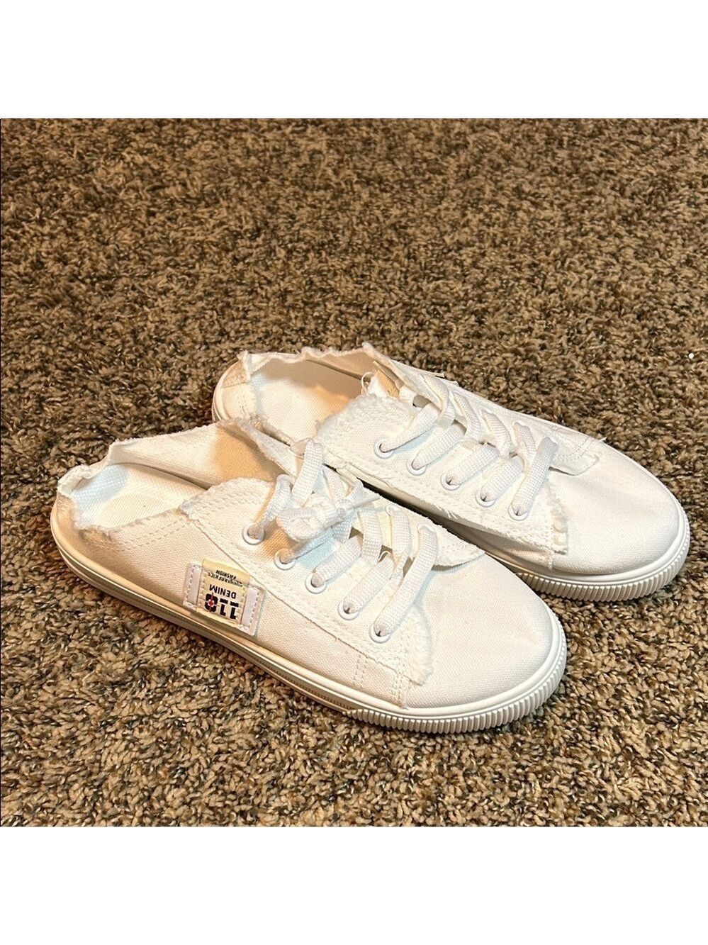 Slip-On White Sneakers 39/US 8.5 NWOT